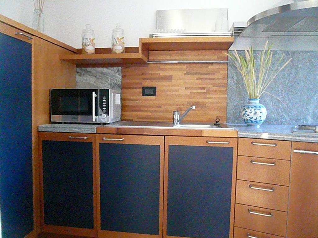 Casa Beatrice Apartment Oliveto Lario Стая снимка